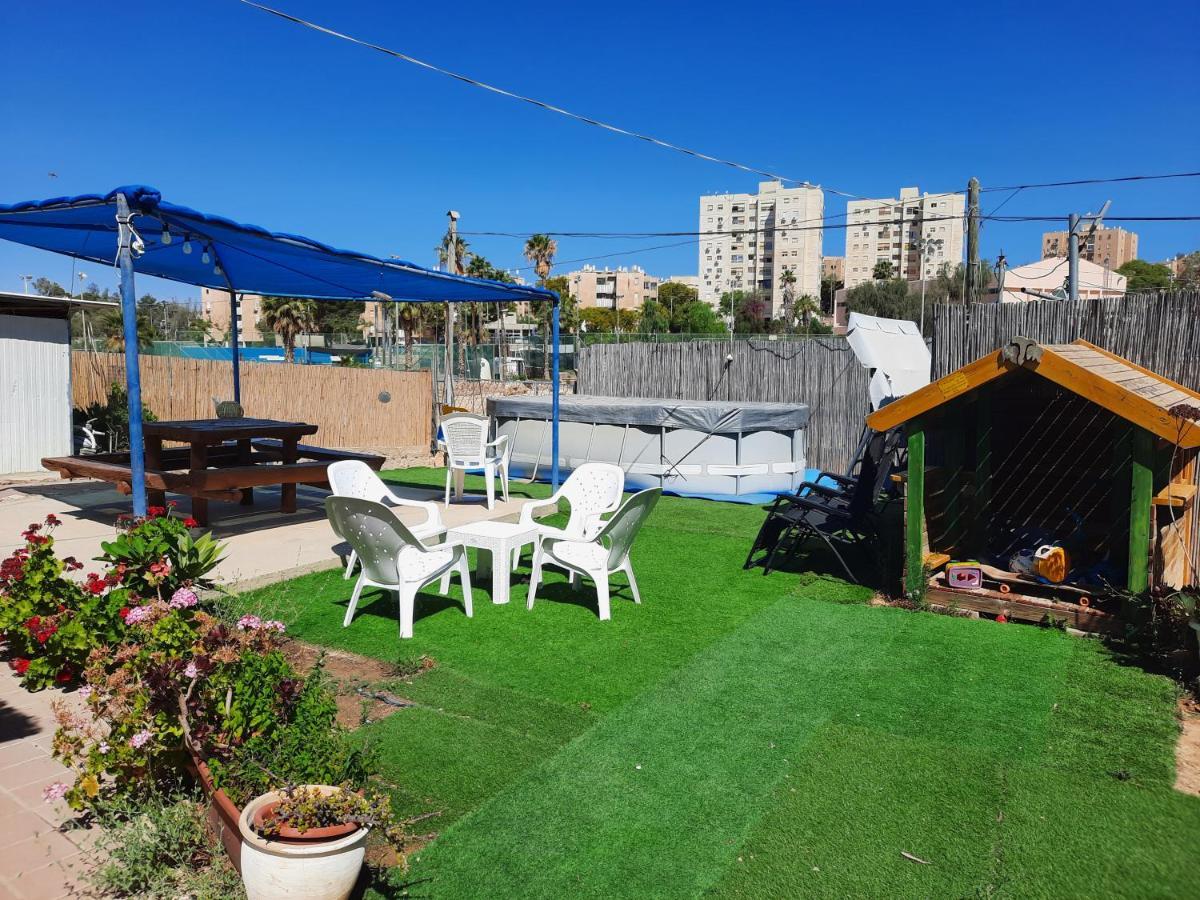 Akhva Accommodation Unit-אחווה יחידת אירוח Арад Екстериор снимка