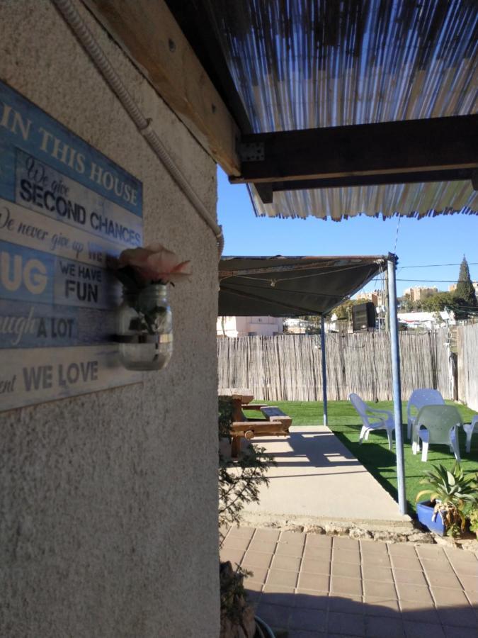 Akhva Accommodation Unit-אחווה יחידת אירוח Арад Екстериор снимка